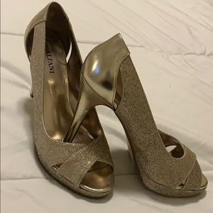 Alfani gold shiny heels